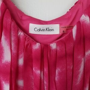 Sleeveless pink dress